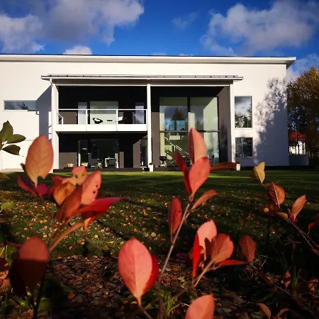 Eco-friendly With Hot Tub & Panorama View * Oulu