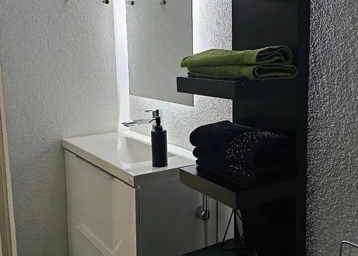 아파트 Eco-friendly With Hot Tub & Panorama View *